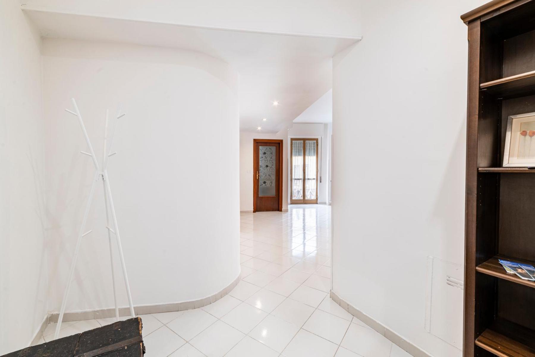 شقة Casa Arenula By Domusextra نابولي المظهر الخارجي الصورة
